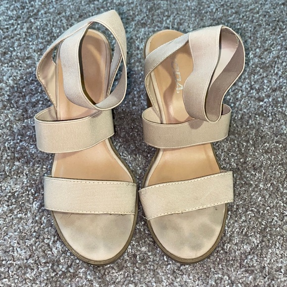 Soda Wedge Heel - Picture 2 of 5